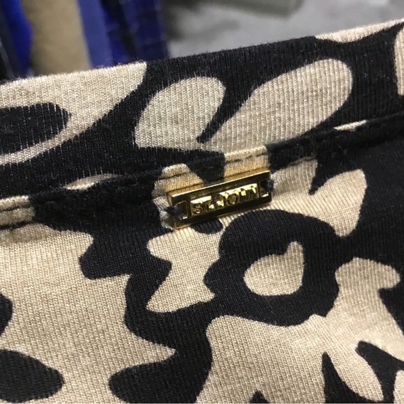 St.John Top - Picture 12 of 14